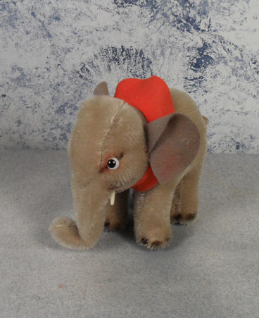 1950-58 5310,0 Steiff Elephant, mohair, no button or tags. $65.00