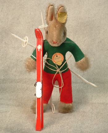 Knupfi is going skiing! 1950s Steiff Rabbit, Mohair and Felt. All tags! 7810/18 $165.00