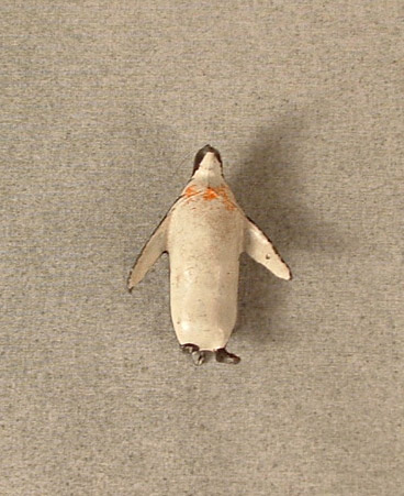 Penguin with broken foot $7.00