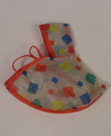Ginny printed plastic rain cape