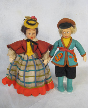 Pair of small Lenci Mascotte dolls in regional costumes